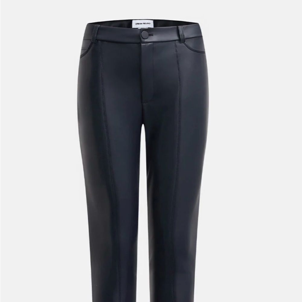 Urban Revivo Vegan leather skinny cropped pants Dark Blue S NWT‎ in packaging